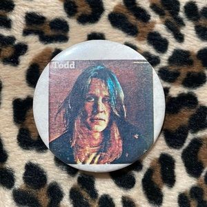 TODD RUNDGREN 🎶 Vintage Soft Rock Button Pin Pinback Collectible Music 70s